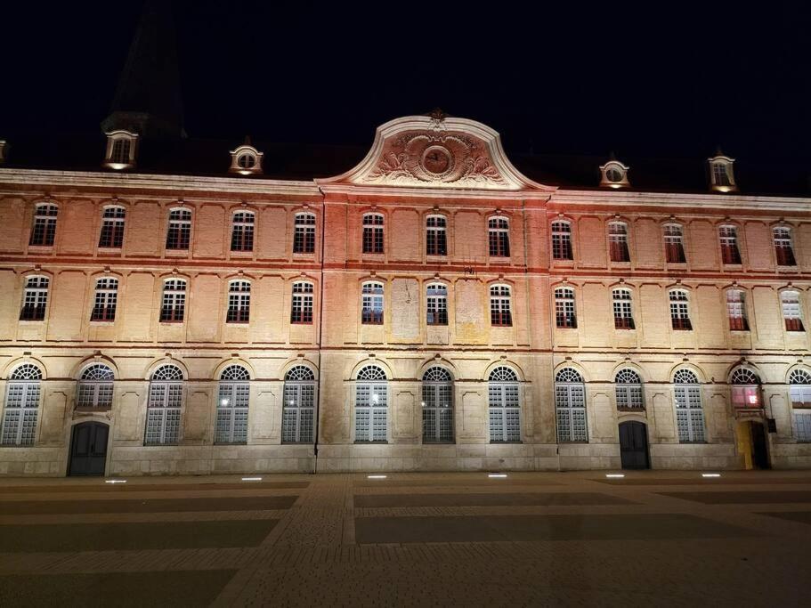 Petit Studio En Plein Centre-Ville De Vendôme Екстериор снимка